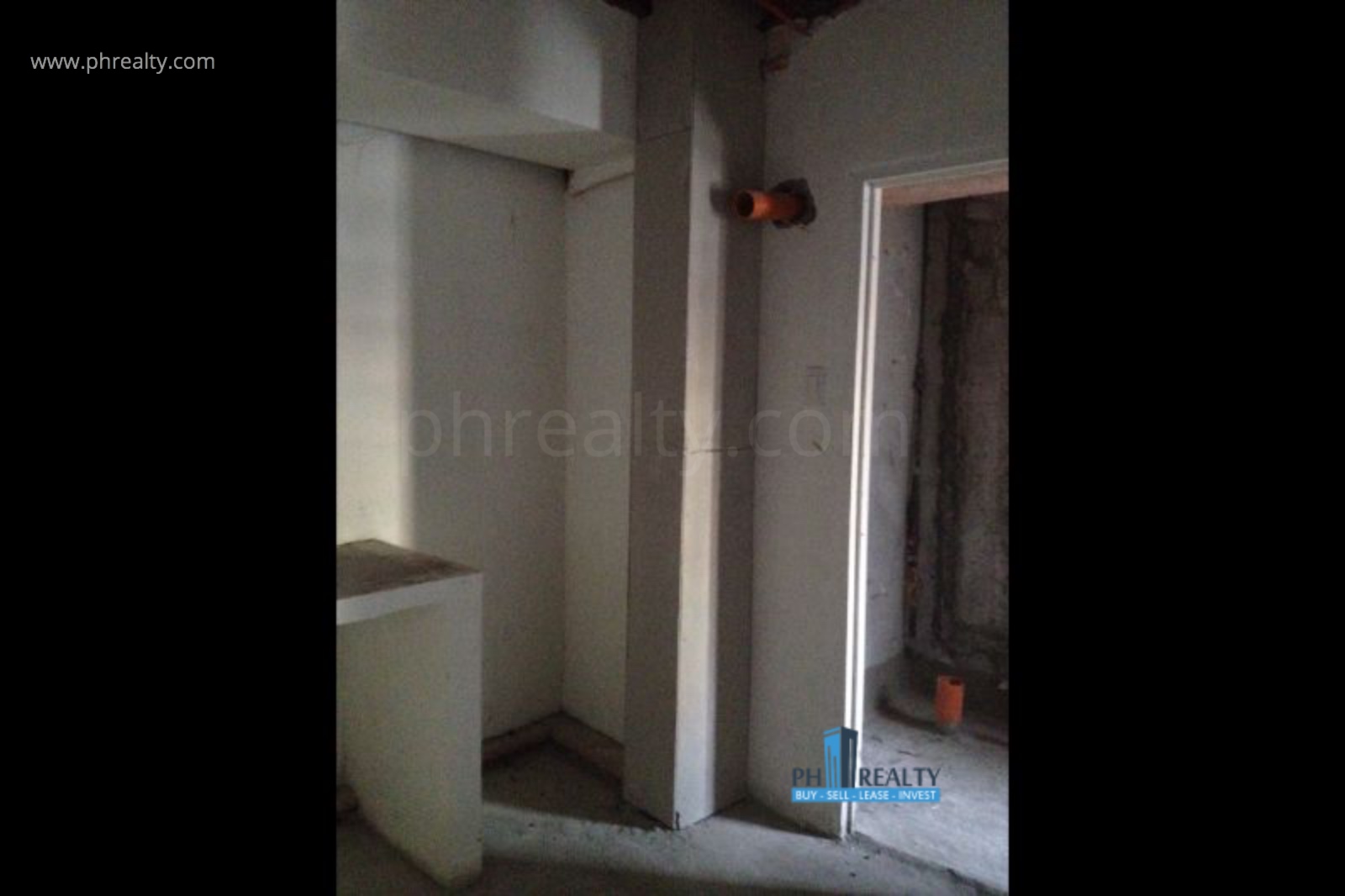 Victoria de Makati For Resale. Victoria de Makati For Resale.