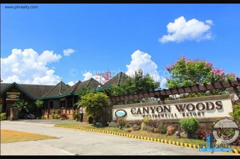 Canyon Woods The Peak Condotel For Resale.