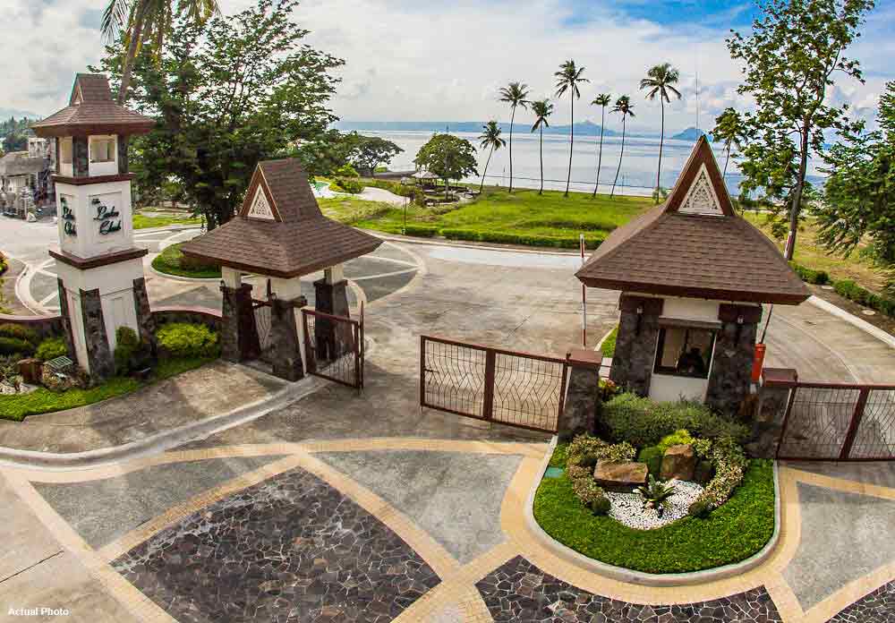 Laeuna de Taal Philippines Laeuna de Taal Philippines